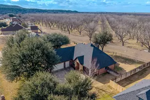 9001 Ravenswood Rd, Granbury, TX 76049 - Photo 2