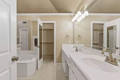 1613 Green Tree Drive, Hurst, TX 76054 - Photo 24