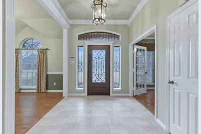 1613 Green Tree Drive, Hurst, TX 76054 - Photo 6