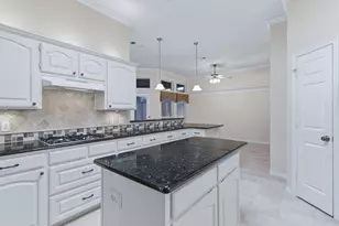 1613 Green Tree Dr, Hurst, TX 76054 - Photo 16