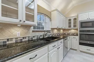 1613 Green Tree Dr, Hurst, TX 76054 - Photo 20