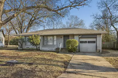 900 W Sycamore Street, Sherman, TX 75092 - Photo 2