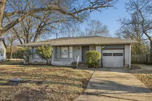900 W Sycamore St, Sherman, TX 75092 - Photo 2
