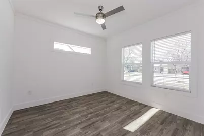 1950 E Maddox Avenue, Fort Worth, TX 76104 - Photo 12