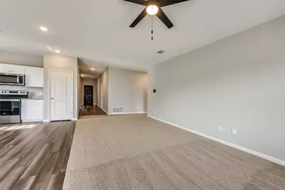 7 Winship Drive, Edgecliff Village, TX 76134 - Photo 4