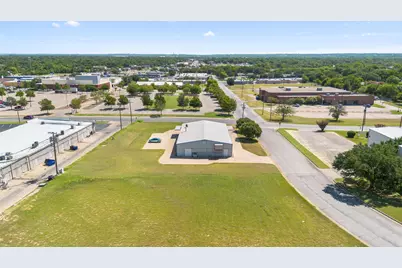 124 Faircrest Drive, Cleburne, TX 76033 - Photo 20