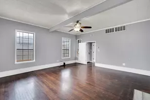 620 E Elm St, Hillsboro, TX 76645 - Photo 4