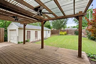 8406 Lakemont Dr, Dallas, TX 75209 - Photo 22