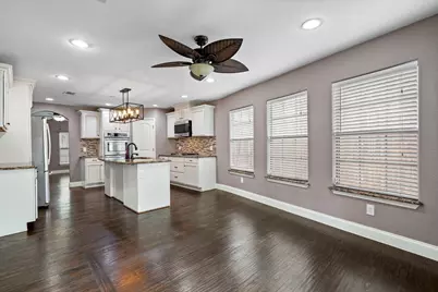 8406 Lakemont Drive, Dallas, TX 75209 - Photo 10