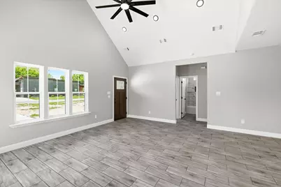 908 Crittendon Street, Bridgeport, TX 76426 - Photo 8