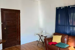 615 W Oak St, Denton, TX 76201 - Photo 2