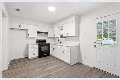 513 Paddy Street, Mesquite, TX 75149 - Photo 6