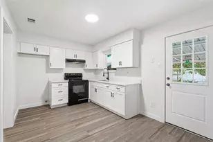 513 Paddy St, Mesquite, TX 75149 - Photo 6