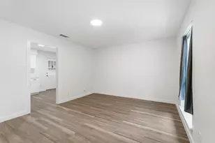 513 Paddy St, Mesquite, TX 75149 - Photo 2