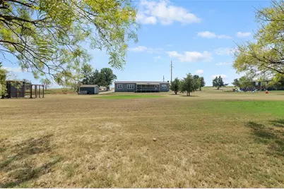 2135 County Road 176, Whitesboro, TX 76273 - Photo 32