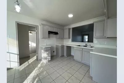 4102 Opal Avenue, Dallas, TX 75216 - Photo 4