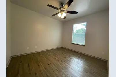 4102 Opal Avenue, Dallas, TX 75216 - Photo 6