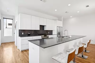 4903 Jack Court, Dallas, TX 75206 - Photo 4