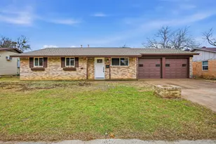 302 E Fuller Dr, Euless, TX 76039 - Photo 1