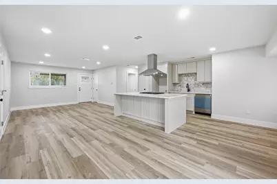 302 E Fuller Drive, Euless, TX 76039 - Photo 6