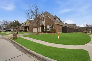 10113 Blue Skies Dr, McKinney, TX 75072 - Photo 2