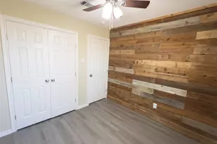 807 Crockett, Midlothian, TX 76065 - Photo 12