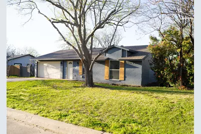 807 Crockett, Midlothian, TX 76065 - Photo 1