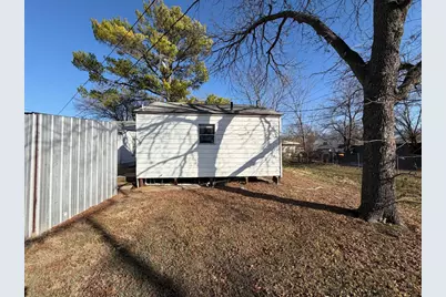 814 Tennessee Street, Graham, TX 76450 - Photo 10