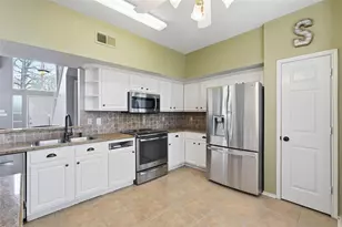 1042 Crestline, West Tawakoni, TX 75474 - Photo 10