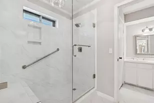 2111 Goldenrod Dr, Richardson, TX 75081 - Photo 18