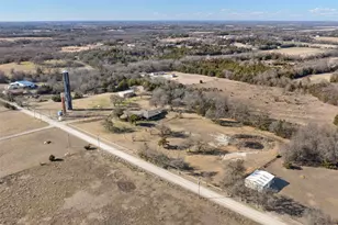 563 Co Rd 4730, Leonard, TX 75452 - Photo 20