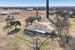 563 Co Rd 4730, Leonard, TX 75452 - Photo 36