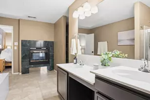 1374 Honeysuckle Ln, Lewisville, TX 75077 - Photo 18