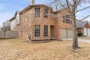 1374 Honeysuckle Ln, Lewisville, TX 75077 - Photo 34