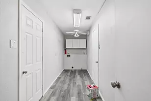 1012 Glynn Oaks Dr, Arlington, TX 76010 - Photo 6