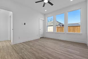 2621 College St, Greenville, TX 75401 - Photo 16