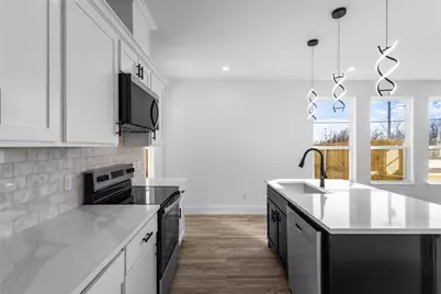 2621 College Street, Greenville, TX 75401 - Photo 12