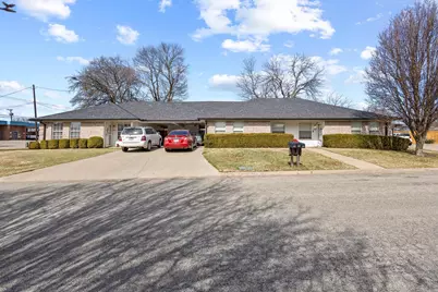 805 Peachtree Place, Sherman, TX 75090 - Photo 2