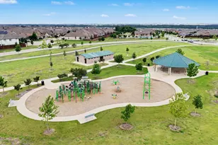 1517 Sawyer Dr, Aubrey, TX 76227 - Photo 40
