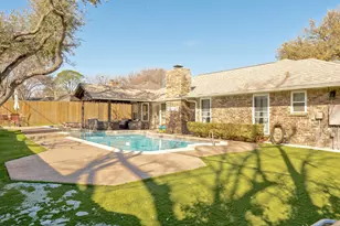 5716 Sage Bloom Dr, Arlington, TX 76017 - Photo 34