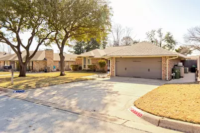 5716 Sage Bloom Drive, Arlington, TX 76017 - Photo 2