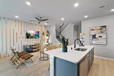 241 Wagon Spoke Way #18, Fort Worth, TX 76120 - Photo 4