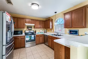 632 Mustang Ct, Little Elm, TX 75068 - Photo 10