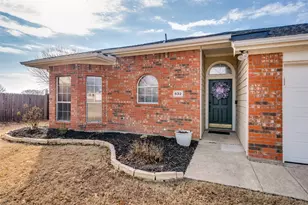 632 Mustang Ct, Little Elm, TX 75068 - Photo 4