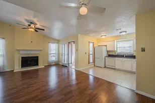 1208 Calico Ln, Arlington, TX 76011 - Photo 8