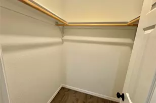 200 Lois Cir, Granbury, TX 76049 - Photo 16