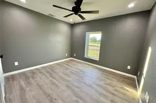 200 Lois Cir, Granbury, TX 76049 - Photo 18