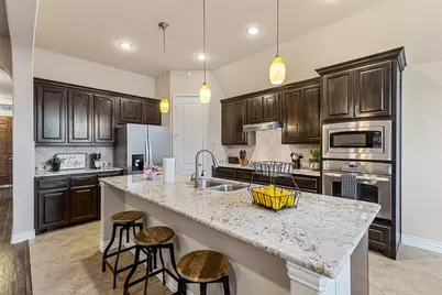 1100 Newchester Drive, Roanoke, TX 76262 - Photo 10