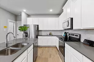 243 Wagon Spoke Wy, Fort Worth, TX 76120 - Photo 4