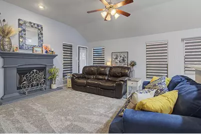 648 Handle Drive, Crowley, TX 76036 - Photo 12